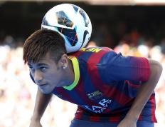 开云体育官方网站-楚阿梅尼的沉思，当足球成为沙丘，唯有纪律能雕刻绿洲