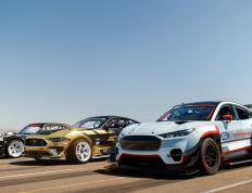 开云体育官方网站-F1引擎轰鸣下的巨人之舞，当文班亚马主宰的不止是篮球场