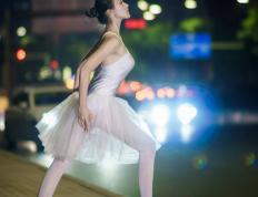 开云体育APP下载-跨越重洋的呼应，从文班亚马的星光到山西队的地下铁