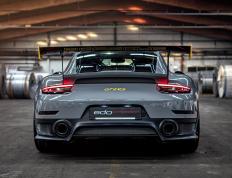 开云体育下载-冰冷的赛道，燃烧的青春，当F1街道赛之夜邂逅文班亚马的致命一击