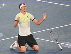 开云体育官网-关于世界网球队翻盘西班牙网球队，兹维列夫统治全场的信息