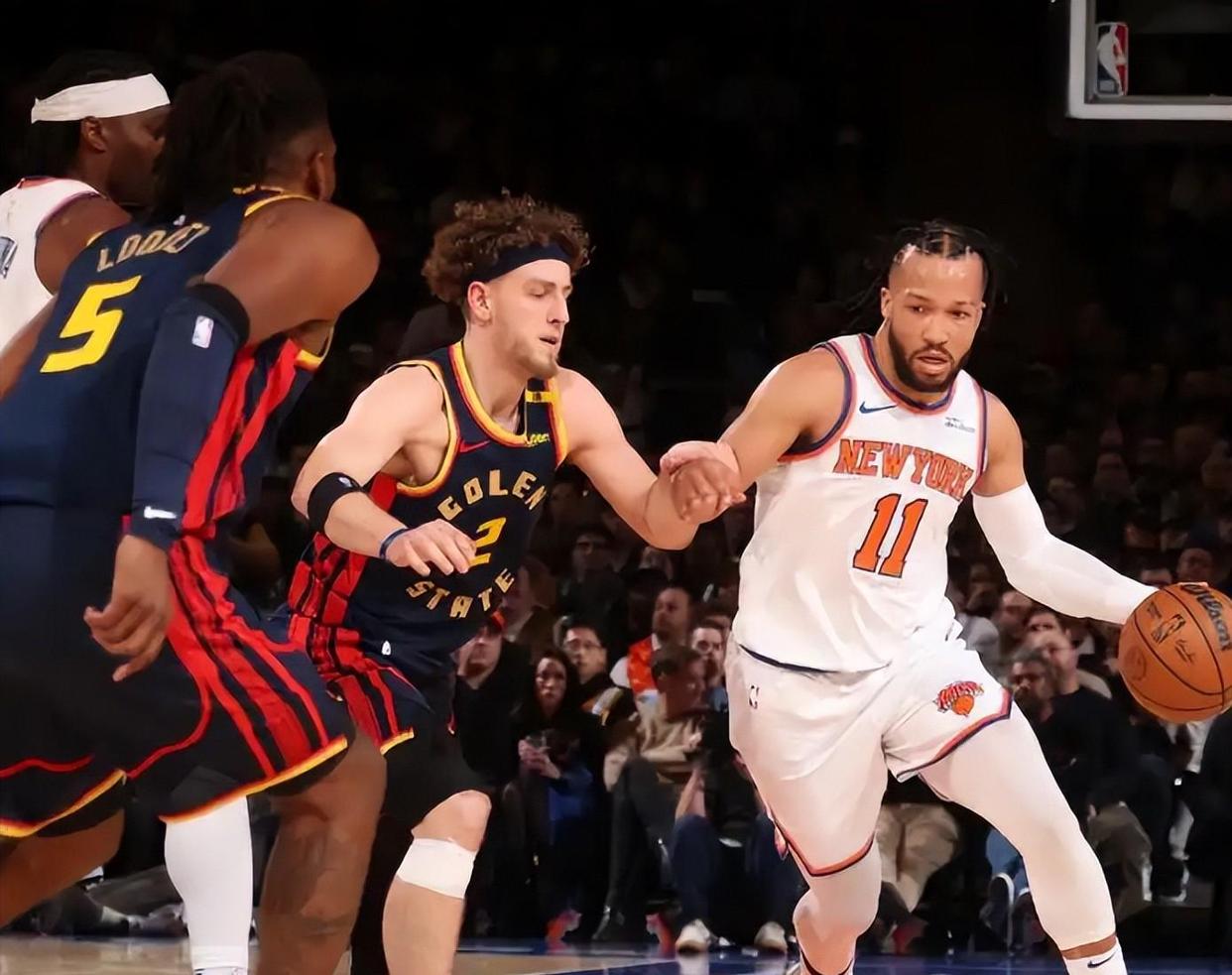 开云官网-勇士火箭最佳防线登上NBA赛场
