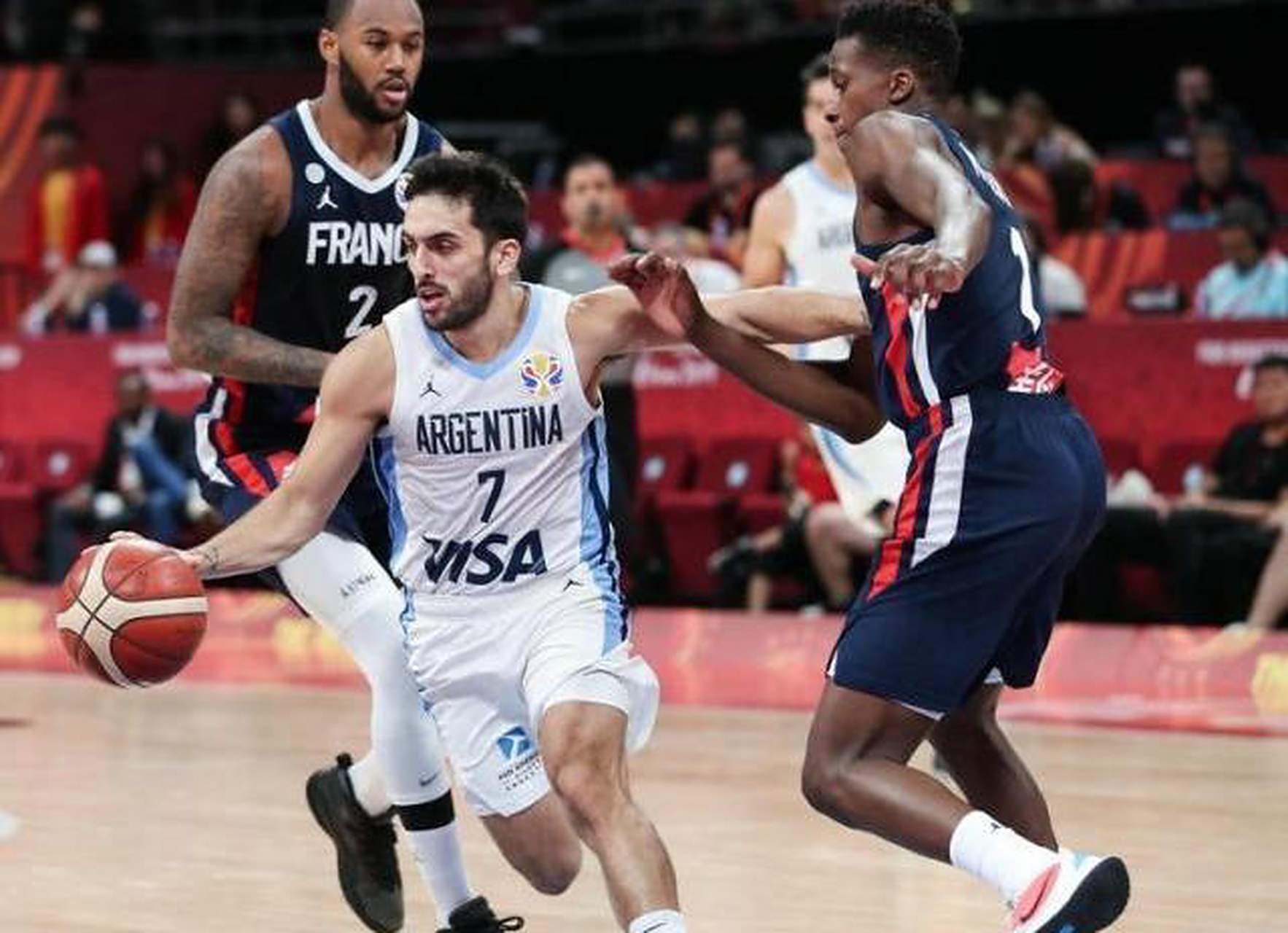 开云体育登录-意大利在NBA中碾压阿根廷，技术统计