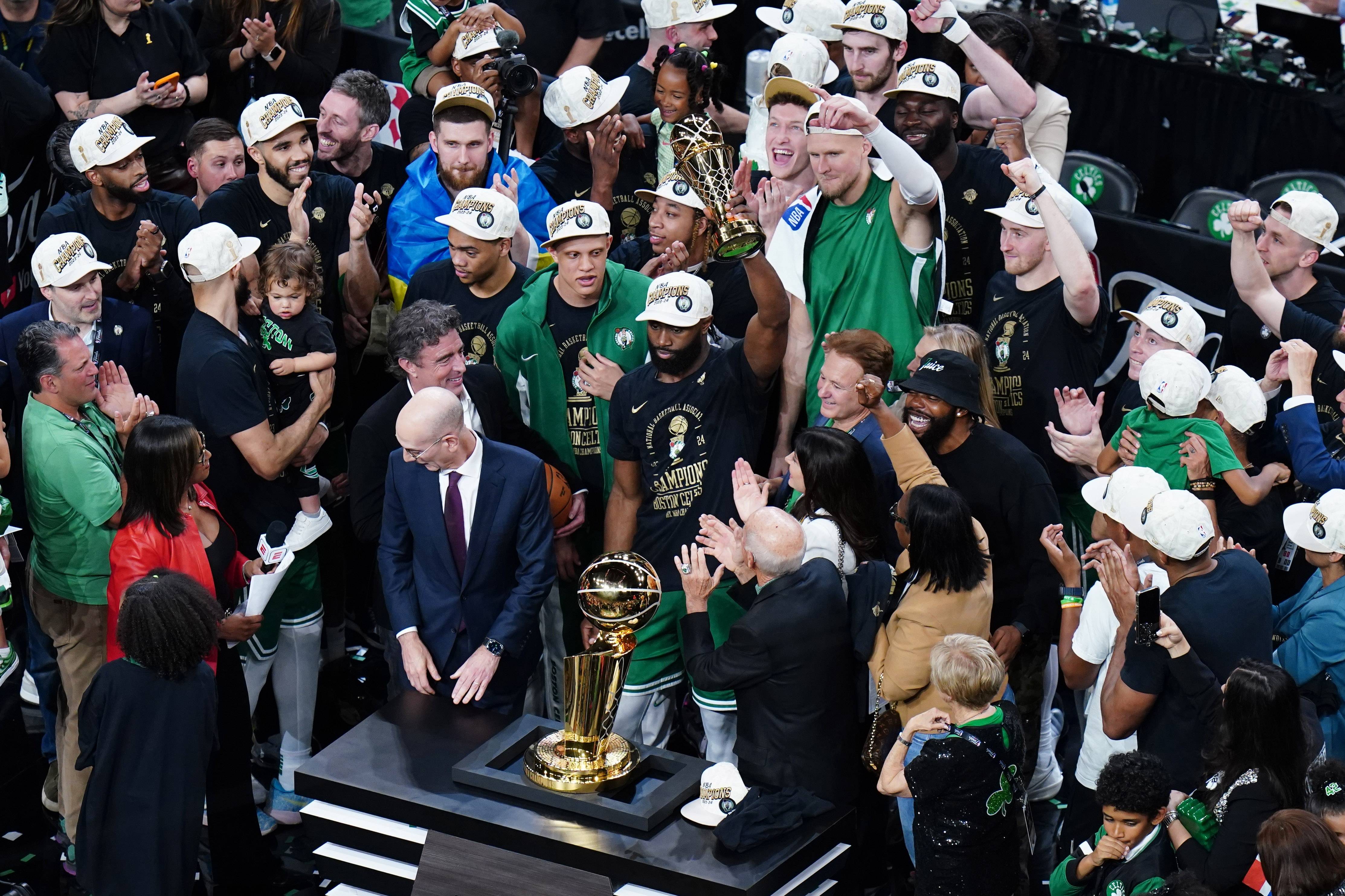 开云体育官网-凯尔特人豪取胜利，轻松击败热火队