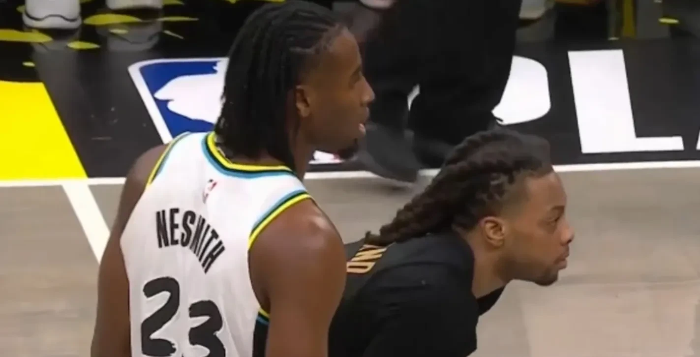 开云体育下载-骑士不敌老鹰，遭遇一连败