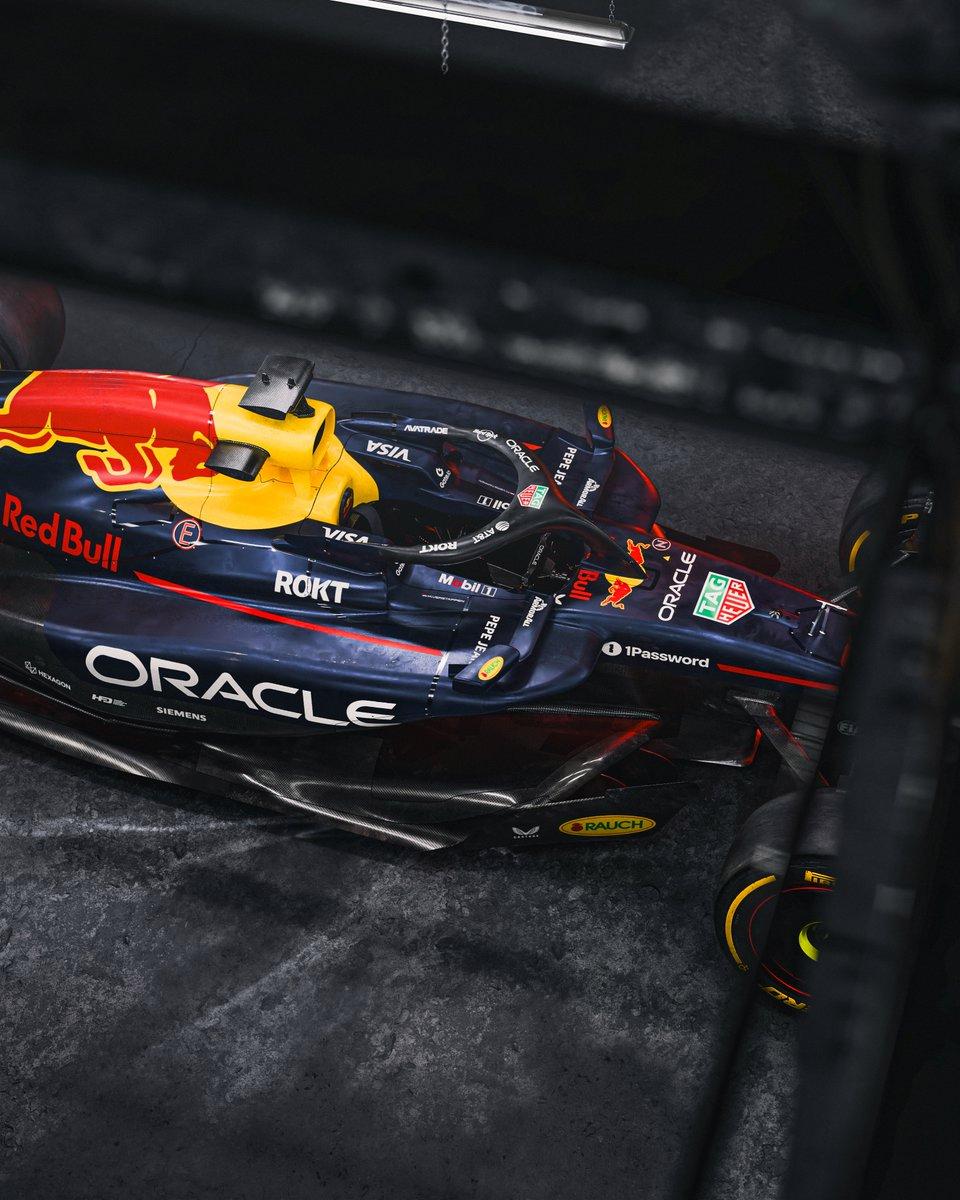 开云体育官网-阿斯顿马丁险胜索伯车队，诺里斯点燃赛场