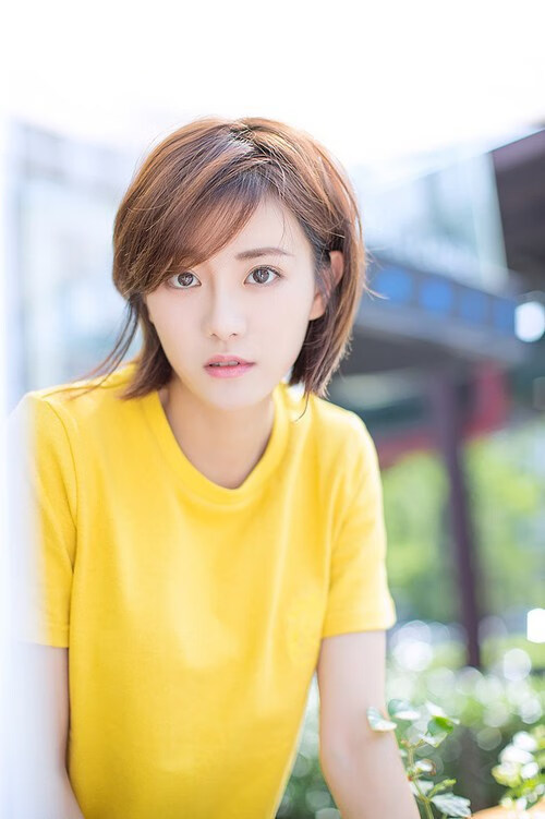 开云体育登录-本泽马爆发与厄瓜多尔炮火,足球叙事中的英雄神话与后殖民逆写