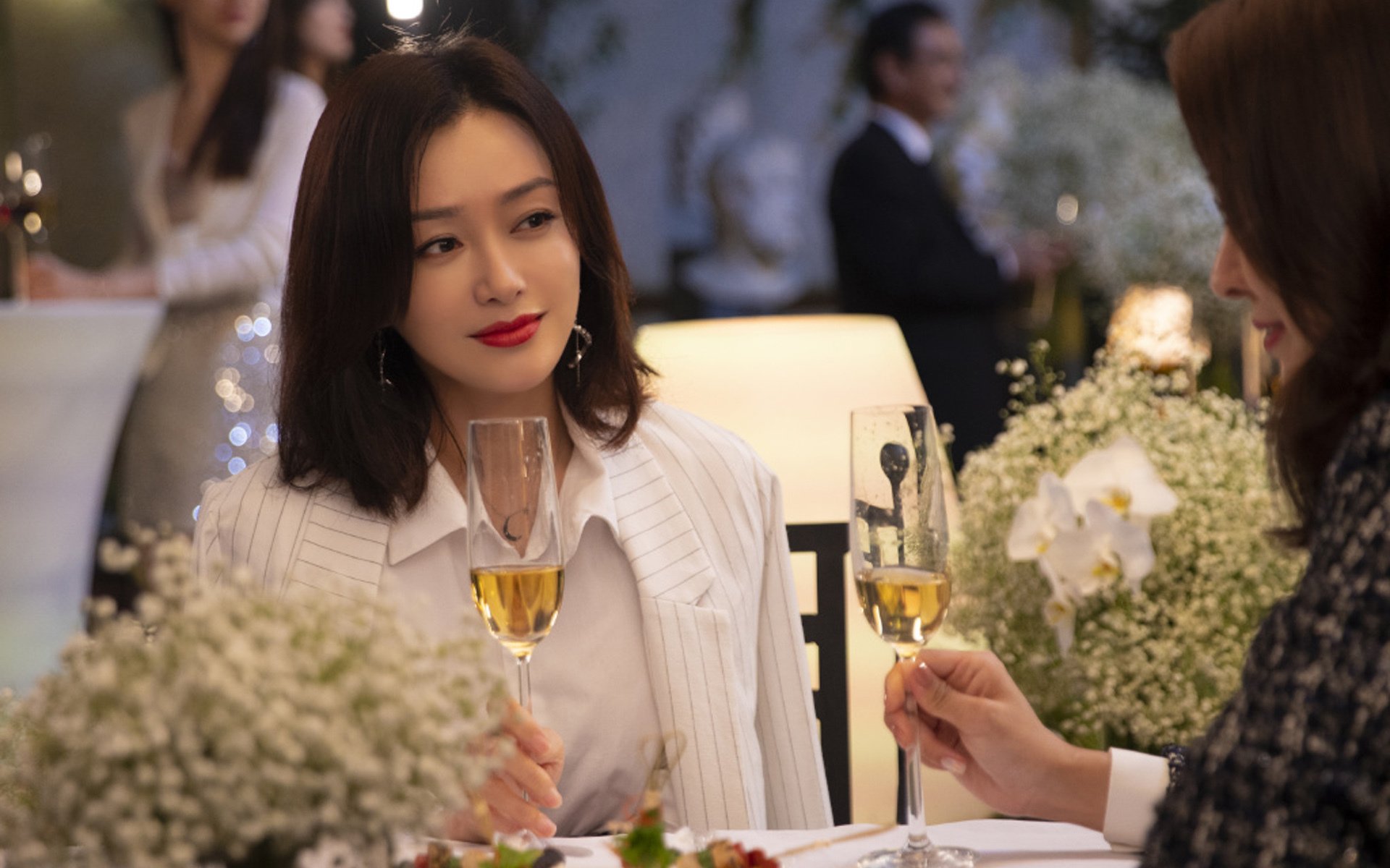 开云体育平台APP-不只是投篮，克莱·汤普森如何用无球艺术完成一场现代篮球教学