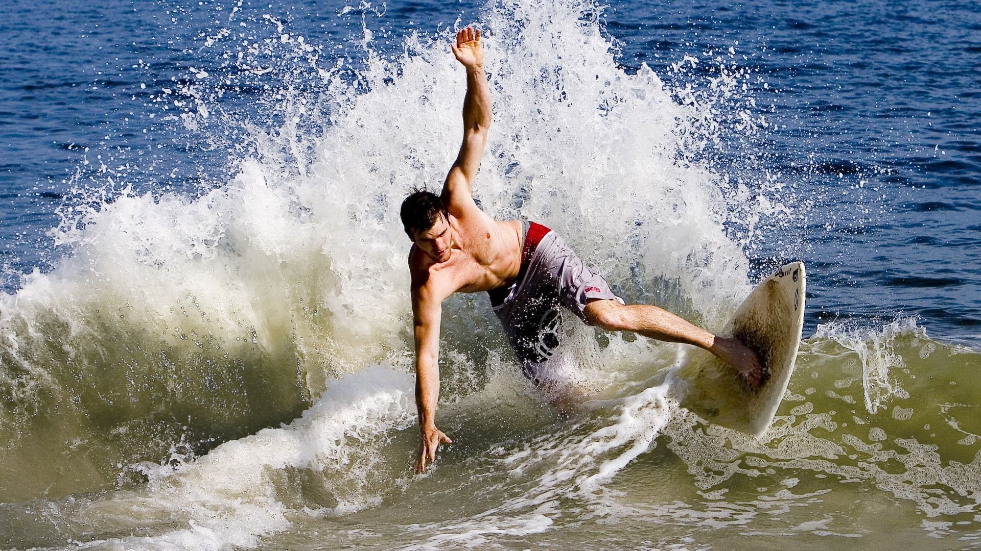 开云体育官方网站-F1引擎轰鸣下的巨人之舞,当文班亚马主宰的不止是篮球场