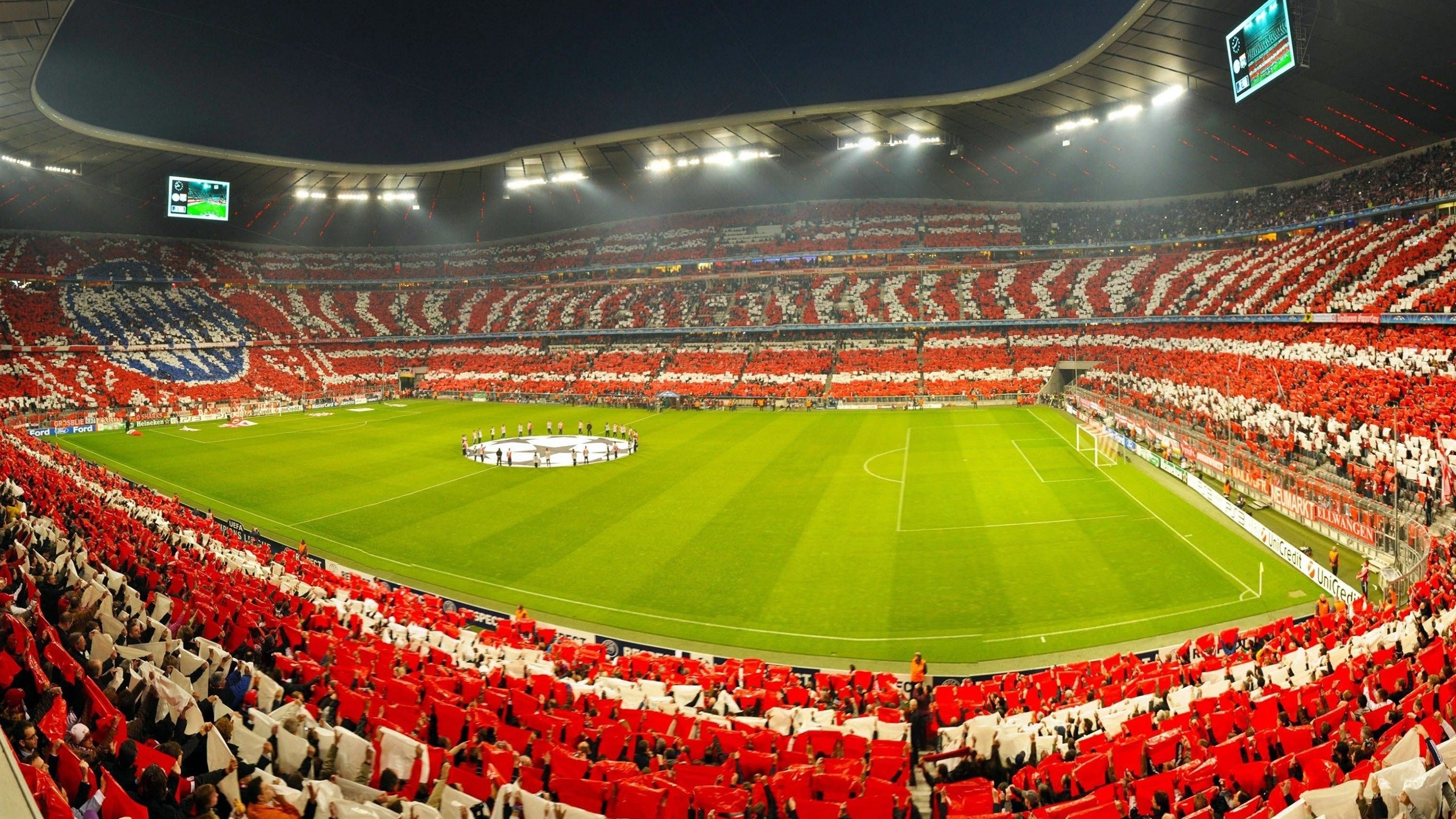 开云官网-德黑兰黄昏下的绿茵圣火