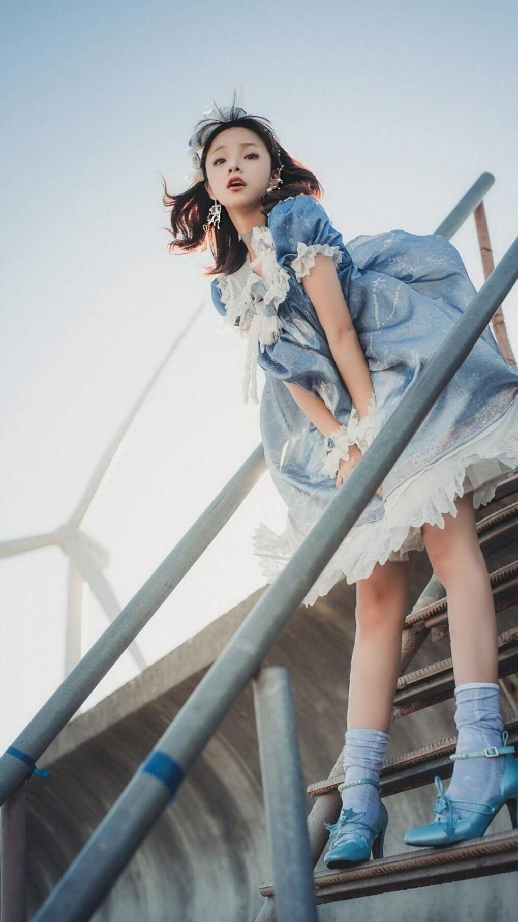 开云体育平台APP-詹姆斯冠军级表现彰显统治力,雷霆防守锁死快船揭示季后赛蓝图