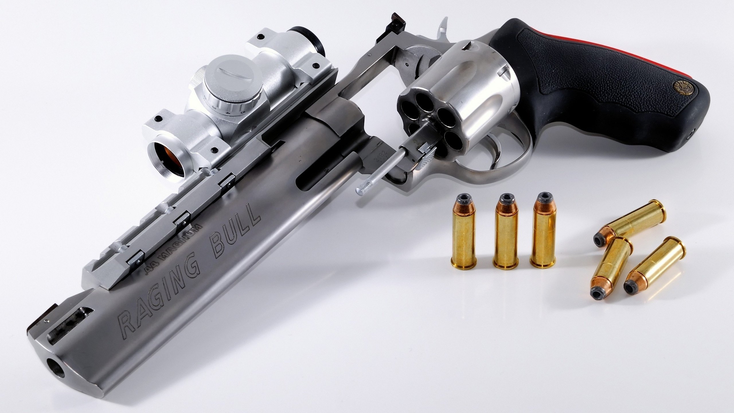 开云体育入口-非洲野性的呼啸中，卡塞米罗用全场高能输出为豪门体检