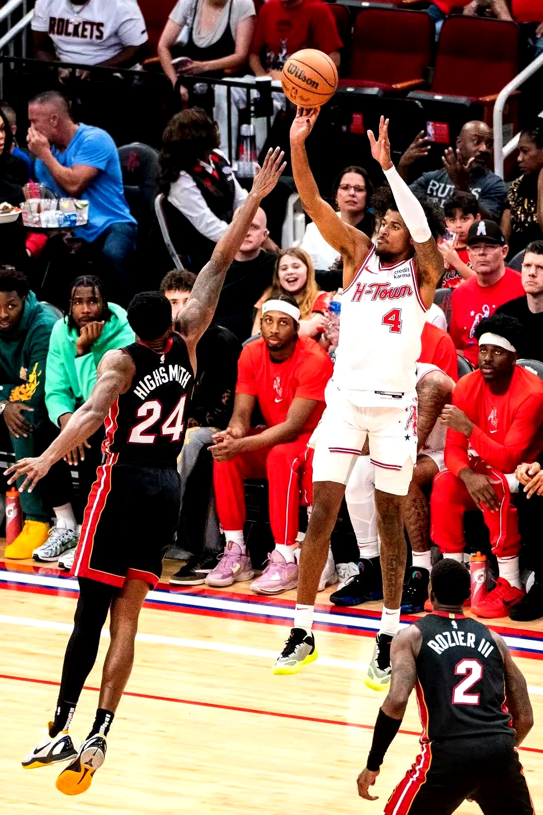 开云体育下载-热火封锁公牛，范弗利特主宰比赛走向